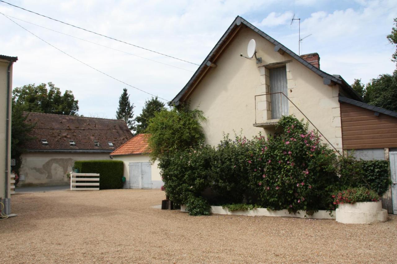 L'Auberge Du Port Des Roches Luche-Pringe Экстерьер фото