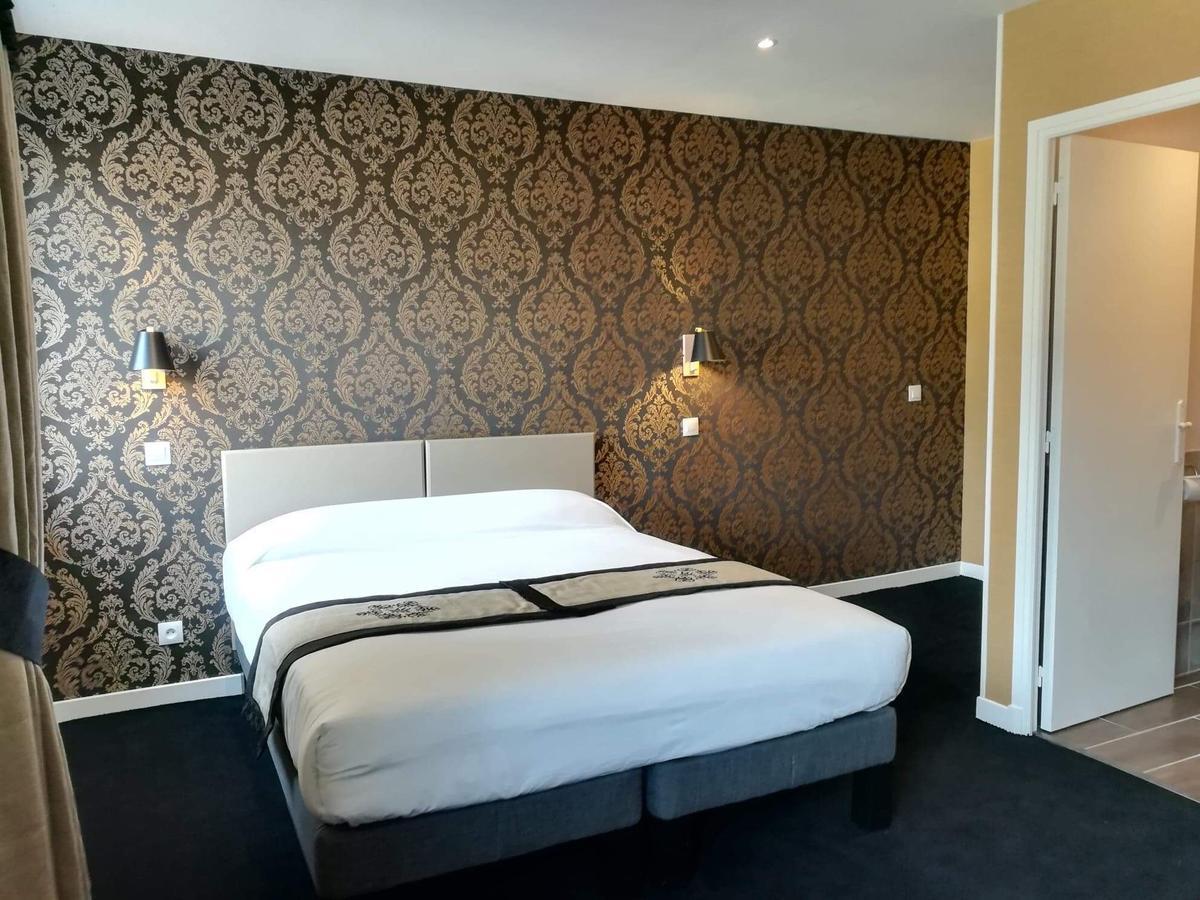 L'Auberge Du Port Des Roches Luche-Pringe Экстерьер фото