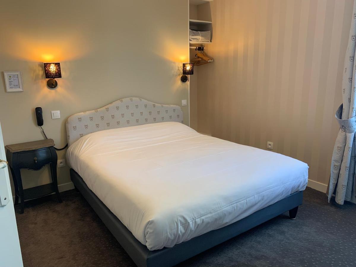 L'Auberge Du Port Des Roches Luche-Pringe Экстерьер фото